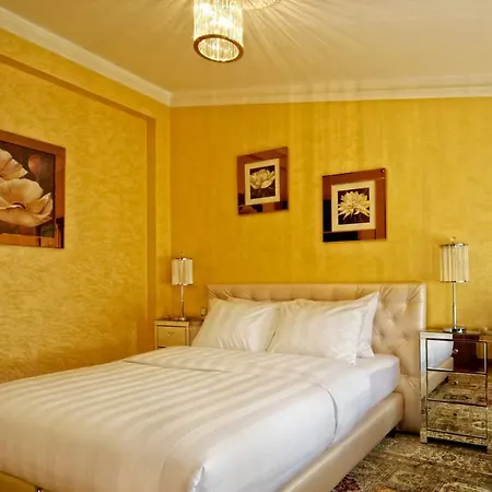 M5 Self-service Boutique Szálloda 4*
